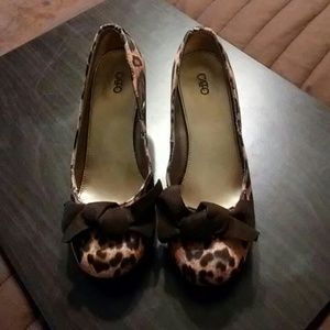 CATOS Leopard Print Wedges